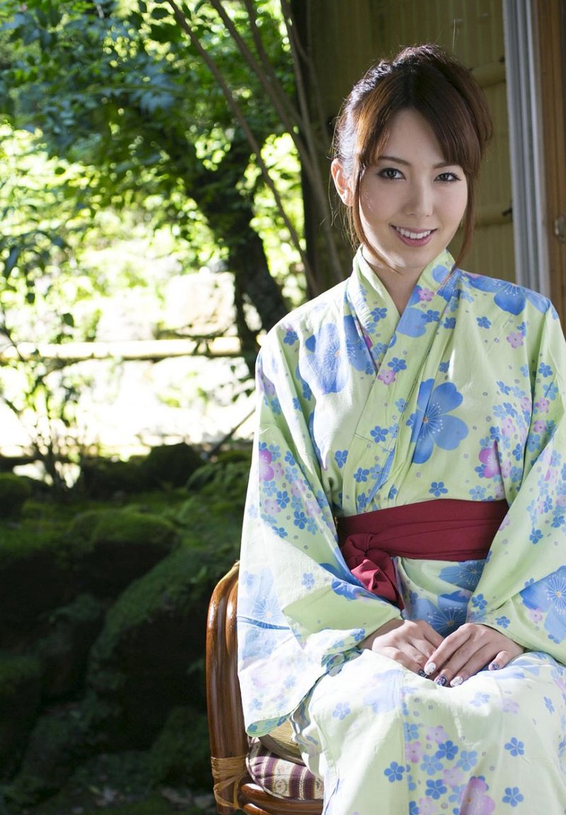 Проститутка Нелия